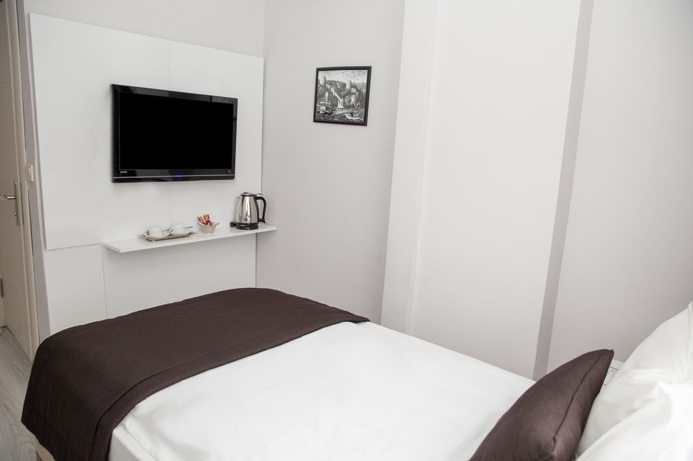 Bayer Hotel Стамбул Экстерьер фото